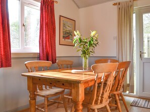 Open plan living space | Tigh A Vullin, Ardfern, near Lochgilphead