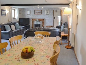 Ideal dining area | Moorview Cottage, Cudlipptown, near Tavistock