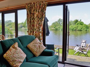 Living room/dining room | Heron&rsquo;s View, Brundall