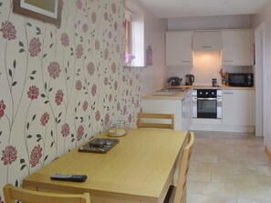 Open plan living/dining room/kitchen | Valley View - Rooten Brook Farm, Quernmore, near Lancaster