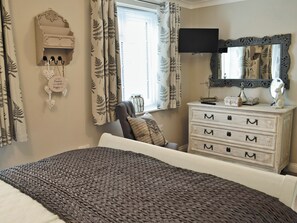 Charming double bedroom with quality furnishings  | Elm Tree Cottage at Cottage Farm - Cottage Farm, Foxholes, near Scarborough