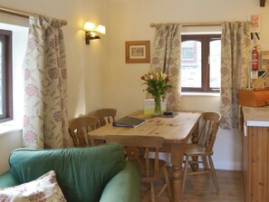 Spacious dining area | Demelza - St Leonards, Polson, nr. Launceston