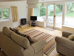 Open plan living/dining room/kitchen | Winhill Cottage, Bamford