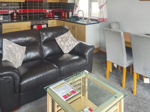 Open plan living space | Summer Time, Brundall, near Norwich