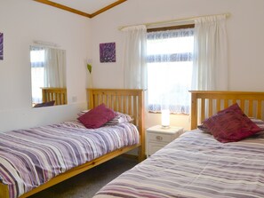 Twin bedroom | Threapland Park - Rosella, Moota, nr. Cockermouth