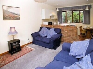 Open plan living/dining room/kitchen | Violets, Shipbourne, nr. Sevenoaks
