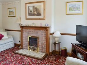 Welcoming living room | Cow Pasture Cottage - Studley House Farm Cottages, Ebberston, near Scarborough
