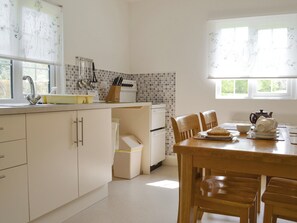 Well-equipped fitted kitchen with dining area  | The Cottage - Scarning Dale Cottages, Scarning, near Dereham