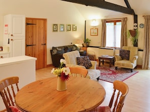 Cosy dining area | Church Farm Studio, Surlingham