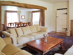 Living room/dining room | Park House, Harlaxton, near Grantham