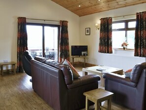 Open plan living/dining room/kitchen | Faulkers Lakes - Willow Lodge, Burgh le Marsh, nr. Skegness