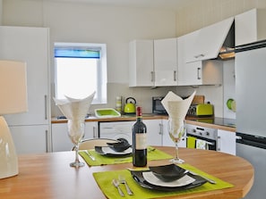 Open plan living/dining room/kitchen | Llwynbedw, St Dogmaels, nr. Cardigan