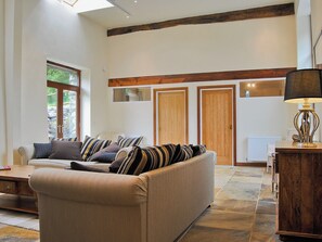 Living room | Hendre Barn Mawr, Abergynolwyn
