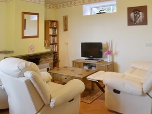Comfortable living room/dining room | The Stables, Carthamartha, near Launceston
