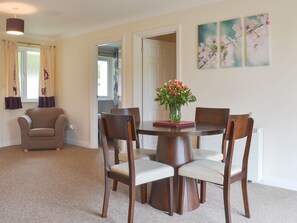 Contemporary dining area | Talland Bay, Liskeard