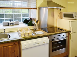 Kitchen | Bodwi Farm Cottages - Bodwi Bach, Nr. Abersoch