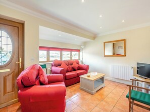 Living room | Apple Tree Cottage - Linley Farm Cottages, St Osyth