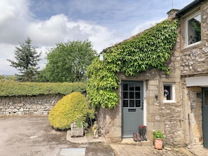 Main entrance | Tophams Laithe, Conistone with Kilnsey, Grassington