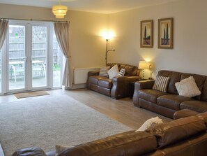 Spacious living area | Abbey Cottage, Longhirst, near Morpeth