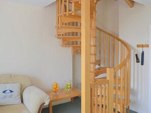 Living room/dining room | Bowden House - Chestnut, Maidencombe, nr. Torquay