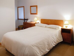 Cosy and inviting double bedroom | Watermill Cottages - Watermill Cottages, John O’ Groats