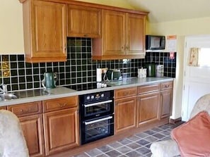 Open plan living/dining room/kitchen | Dyke Heads Stable, Gunnerside, nr. Reeth