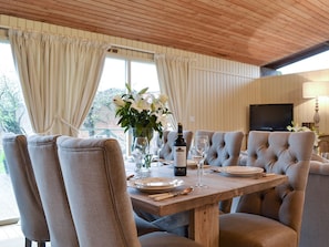 Elegant dining area | Pampita Lodge - Tickton Hall Cottages, Beverley