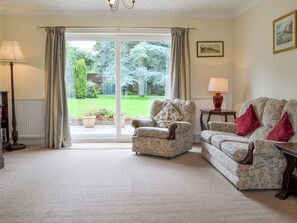 Light and airy living room | Sea Glimpse, West Runton, near Sheringham