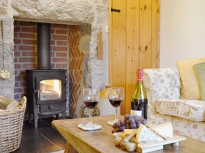 Living room/dining room | Granary Cottage, Bosherston