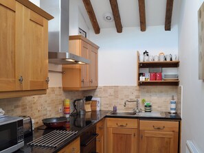 Lovely well-fitted kitchen | The Annexe, Lower Withington, near Knutsford