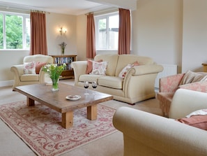Spacious living room | Portington Lodge - Grange Farm Cottages, Portington