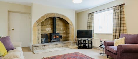 Large and airy living room with wood burner | Backstone Bank Farmhouse, Wolsingham, near Stanhope