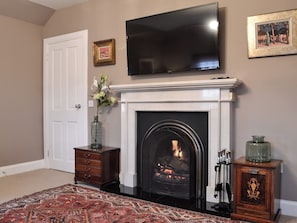 Stylish and comfortable living room | Gardener’s Cottage - Old Montrose, Montrose