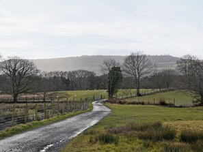 Surrounding area | Hendrelas Farm - Ty’r Tarw, Rhos, nr. Pontardawe