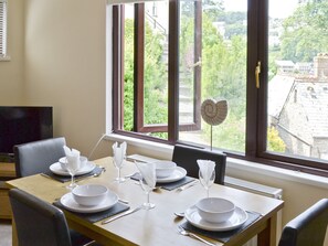 Living room/dining room | Watersmeet, Looe