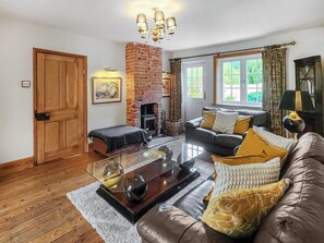 Living room | Pigeon Coo Farmhouse, Hamstead, near Yarmouth