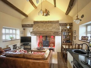 Open plan living space | The Barn at Woodland View, Barlow, near Chesterfield