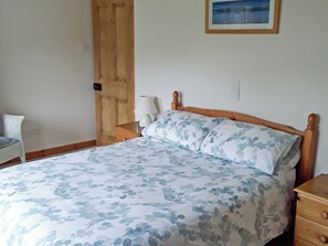 Double bedroom | Little Lookover, Porth, near Newquay