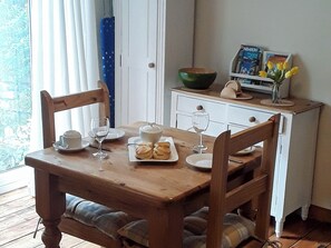 Dining Area | Little Lookover, Porth, near Newquay