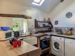 Well-appointed kitchen | Birkerthwaite Stable - Birkerthwaite Cottages, Eskdale