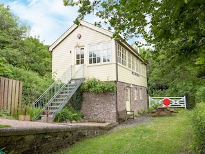 Unique, pretty, detached cottage | The Signal Box, Loddiswell Station, near Kingsbridge