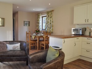 Open plan living space | The Old Parlour, Whatlington, near Battle