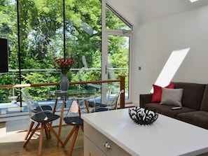 Light and airy open plan space | Hidden Gem, Berrynarbor, near Ilfracombe
