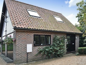Lovely boathouse holiday cottage | Broad Cottage Boathouse, Ranworth, near Wroxham