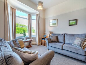 Living room | Home Bay, Flamborough