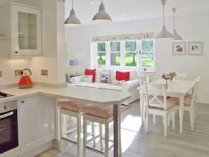 Open plan living/dining room/kitchen | Wishing Well Cottage, Mathon, nr. Malvern