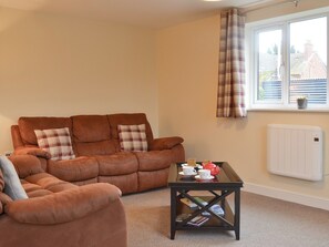 Living room with dining area | Acorn Cottage, Kingsland, near Leominster