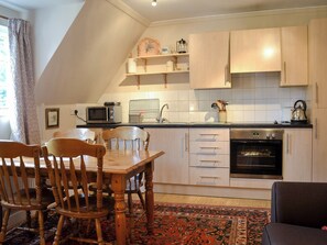 Well equipped kitchen/ dining area | Hawthorn, Llanddona, near Beaumaris