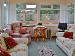 Living room | Cleeve Cottages - South Cleeve Bungalow, Churchinford, nr. Taunton