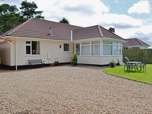 Exterior | Cleeve Cottages - South Cleeve Bungalow, Churchinford, nr. Taunton